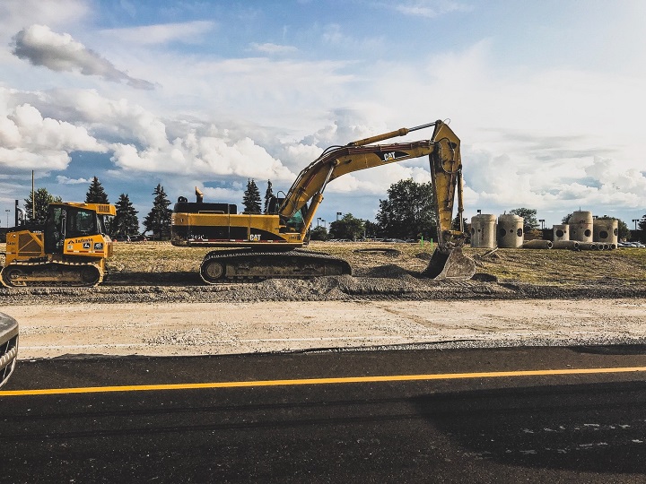 5 Tips for Selecting an Asphalt Contractor for Your Paving Project